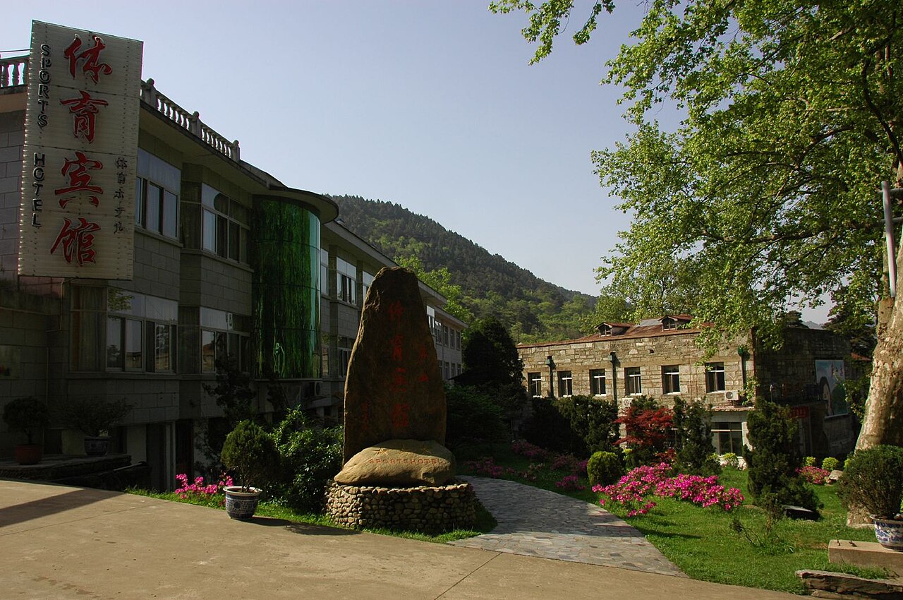 The Three Step Spring, Lushan's signature waterfall