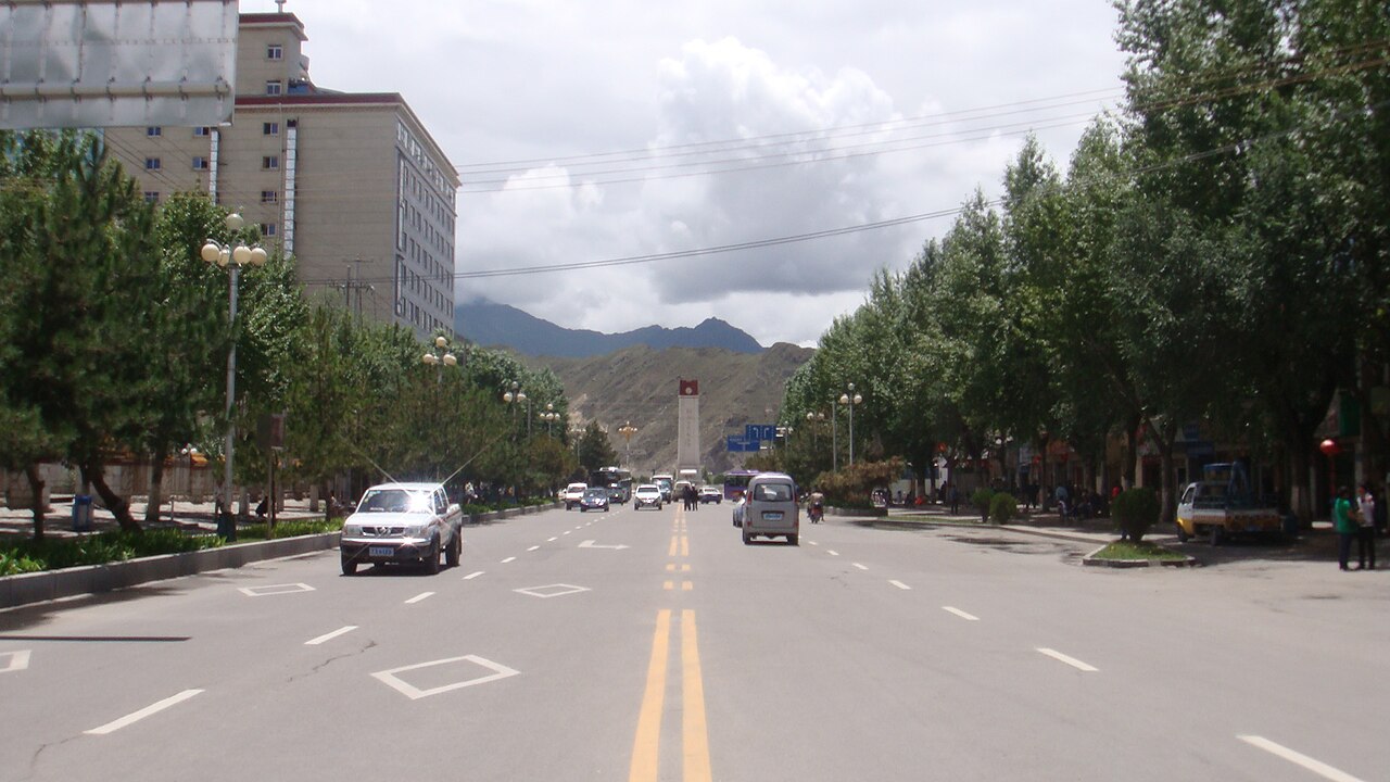 Sichuan–Tibet Highway