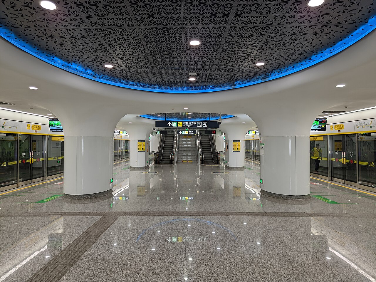 陆路上的三孔石平桥